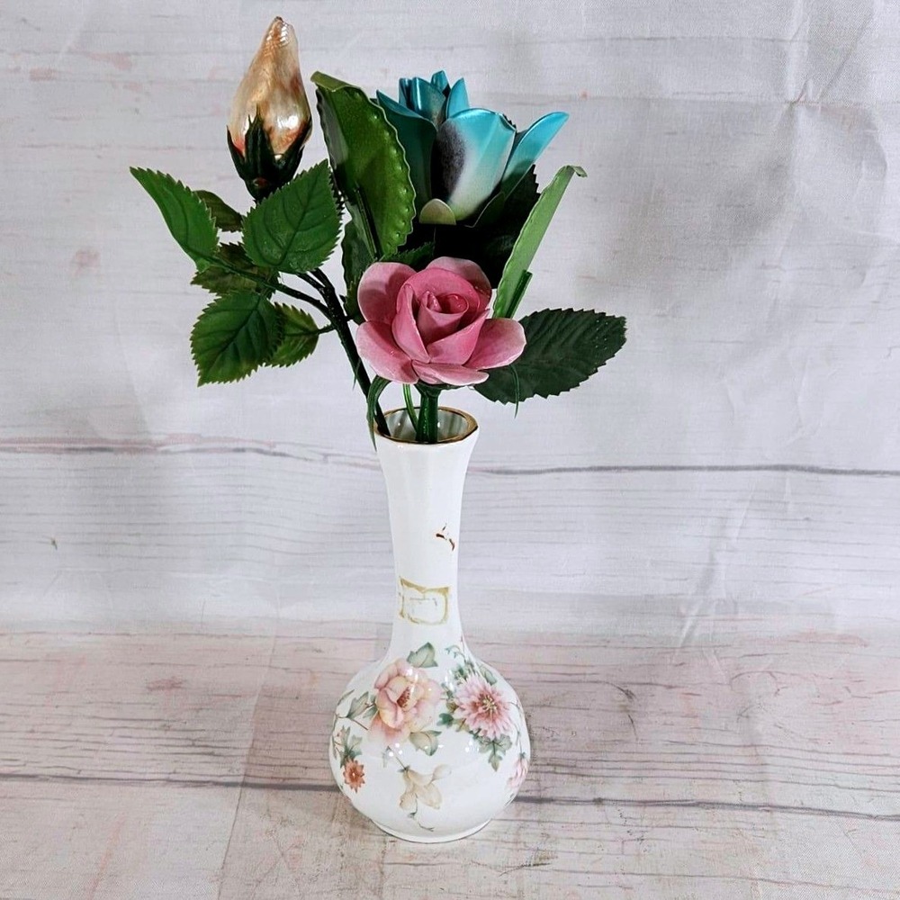 Royal Park Bud Vase White Floral Bone China Staffordshire England with Roses